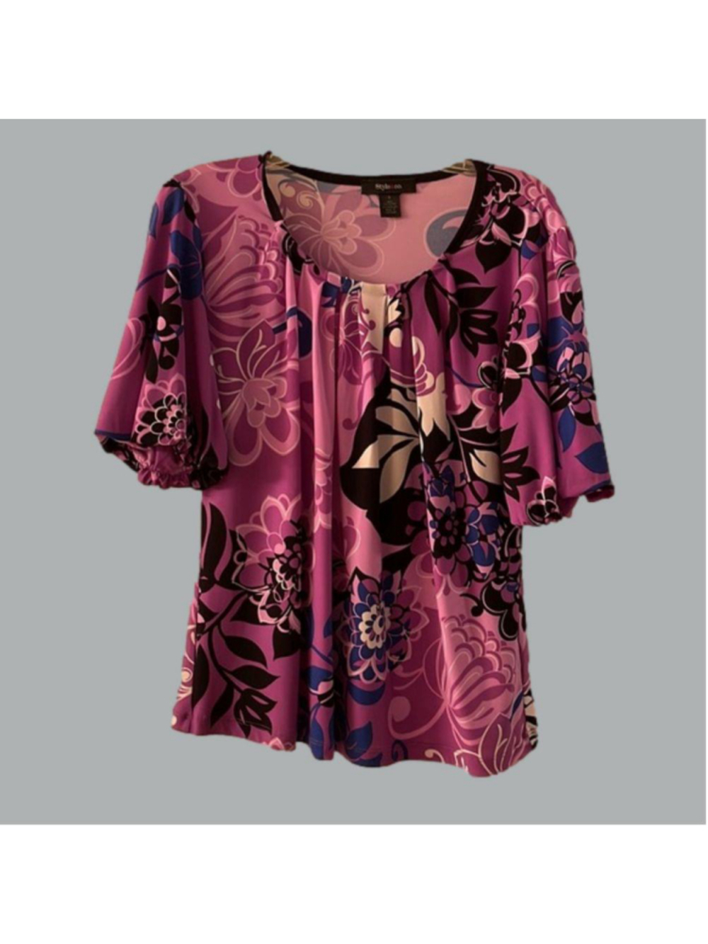 Style & Co Women's printed top, Size Small EUC